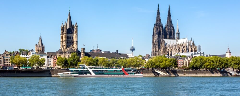 Bachelor Wirtschaftsrecht Studium in Köln